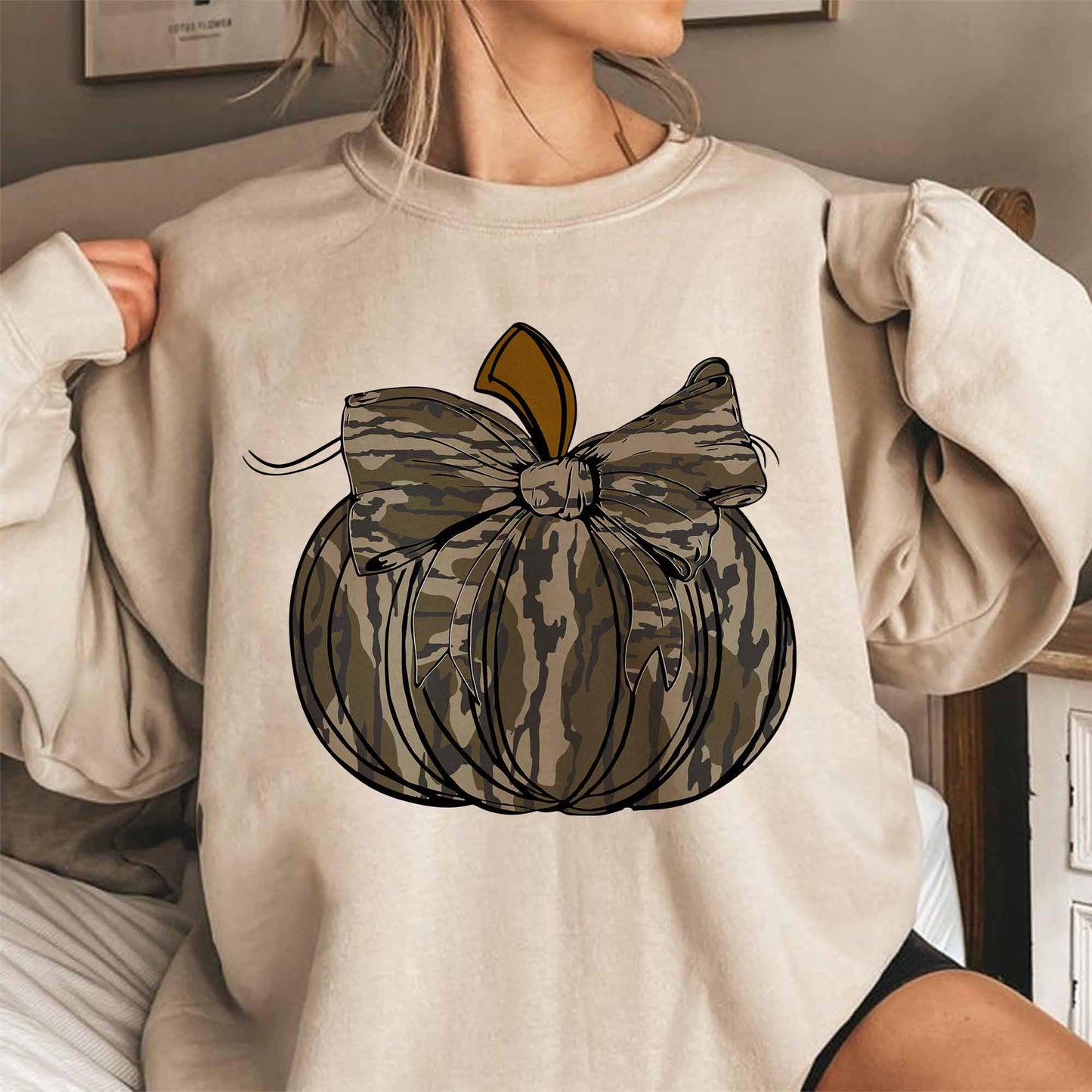 Bottomland Camo Coquette Bow Pumpkin Sweatshirt, Camo Pumpkin Bow, Preppy Hunting Pumpkin, Camouflage Bow, Girls Camo Bow Tee