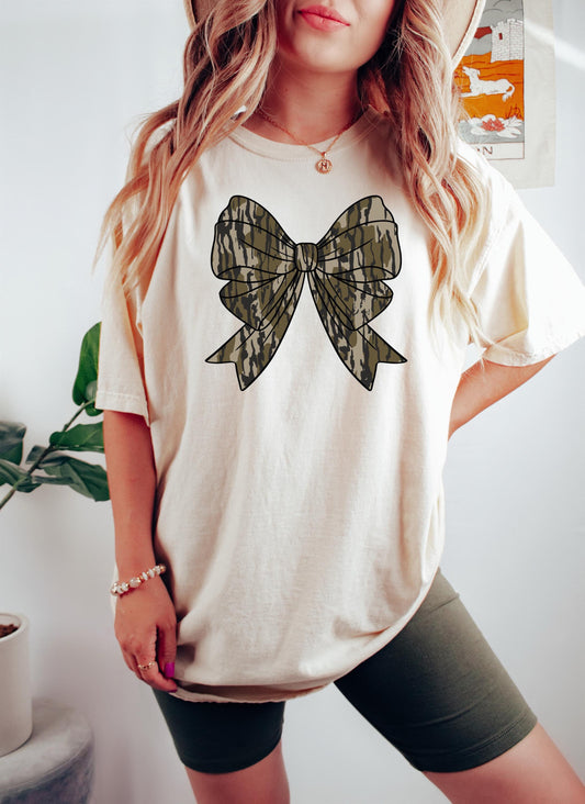 Comfort Colors Camo Coquette Bow Shirt, Duck Hunting Shirt, Old School Camo Shirt, Fall Shirt, Women'S Camouflage Bow Shirt, Camo Shirt