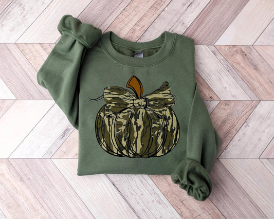 Bottomland Camo Coquette Bow Pumpkin Sweatshirt, Camo Pumpkin Bow, Preppy Hunting Pumpkin, Camouflage Bow, Girls Camo Bow Tee